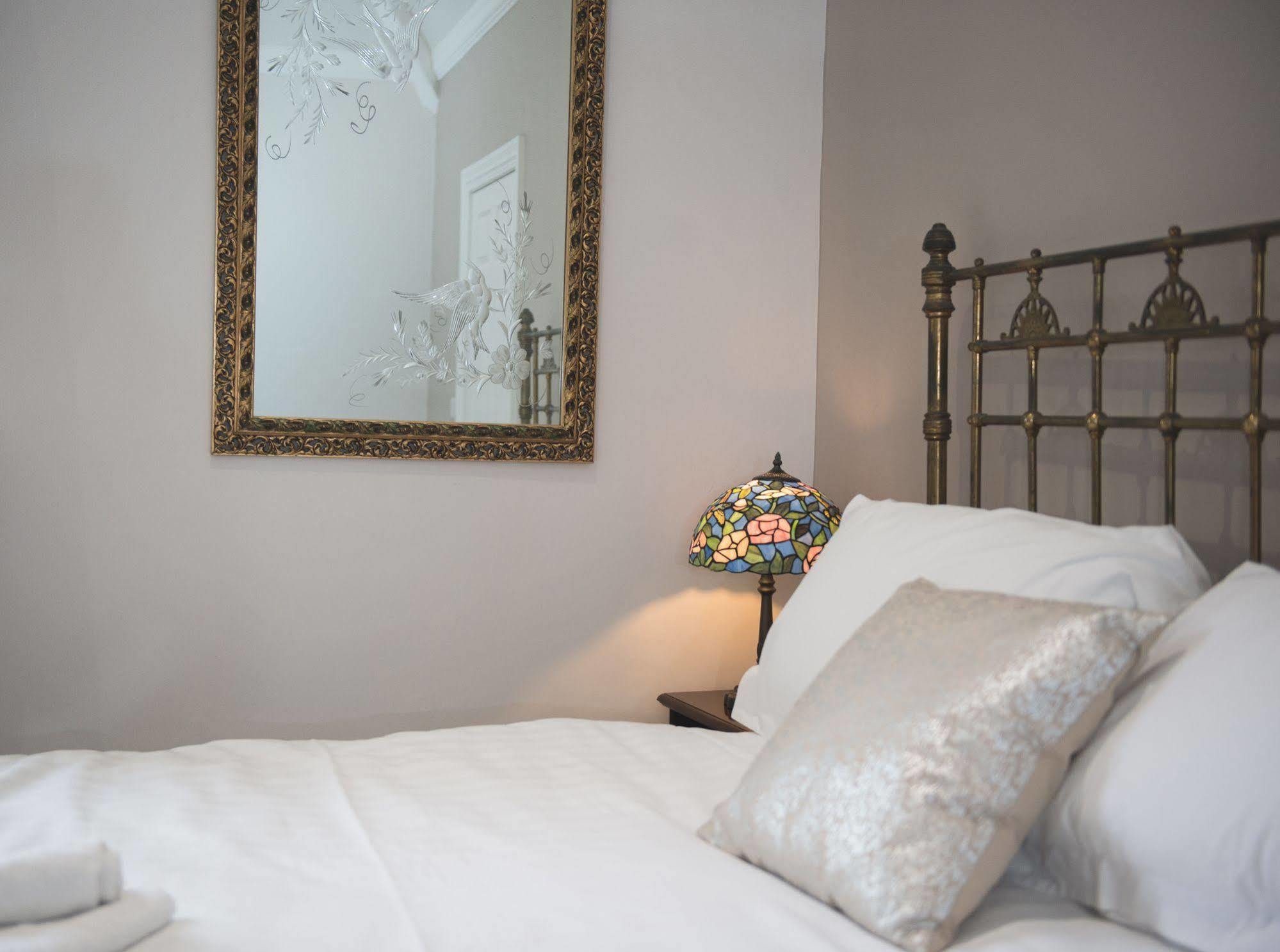 Healing Manor Hotel Grimsby Eksteriør billede